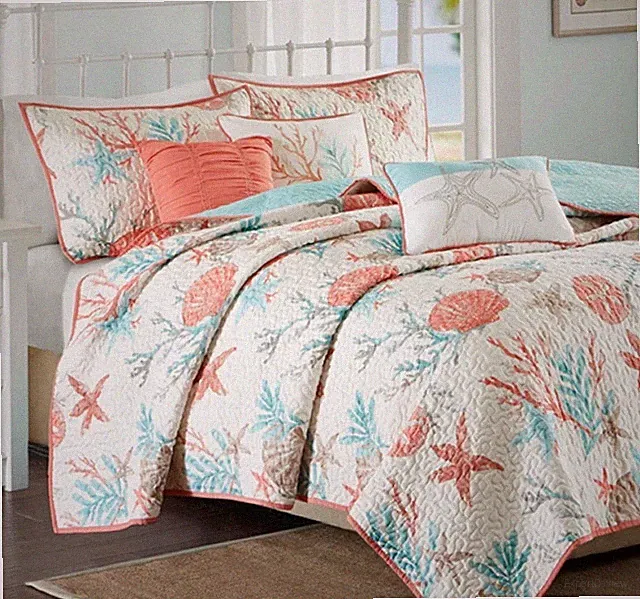 Coastal-Themed Quilt Coral Starfish Design Reversible Bedding Cotton 50" x 70"