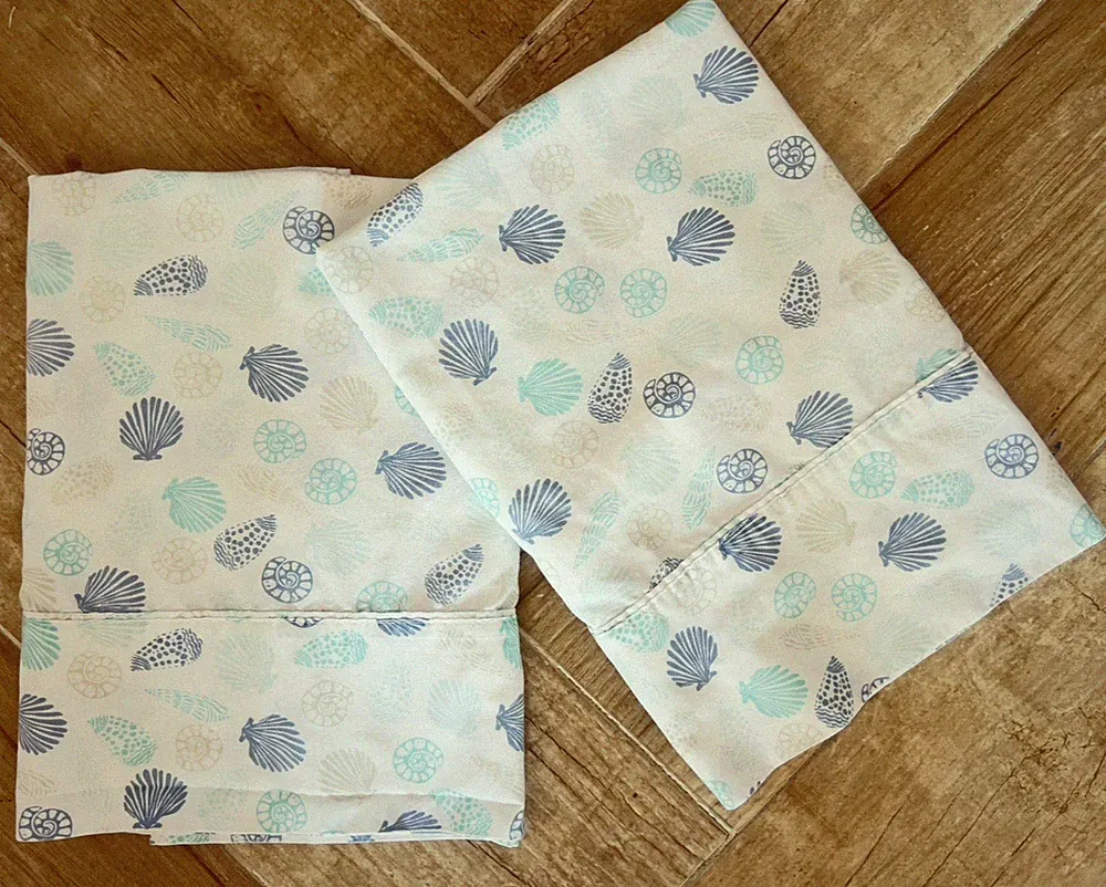 PAIR Sea Shell Pillowcases Std Queen 60% PIMA COTTON Ocean Summer Blue Nautical