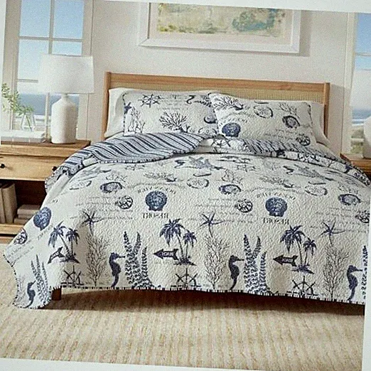 Twin/Twin XL Coastal Bedding Set, Summer Coastal Quilt Twin / Twin XL Navy